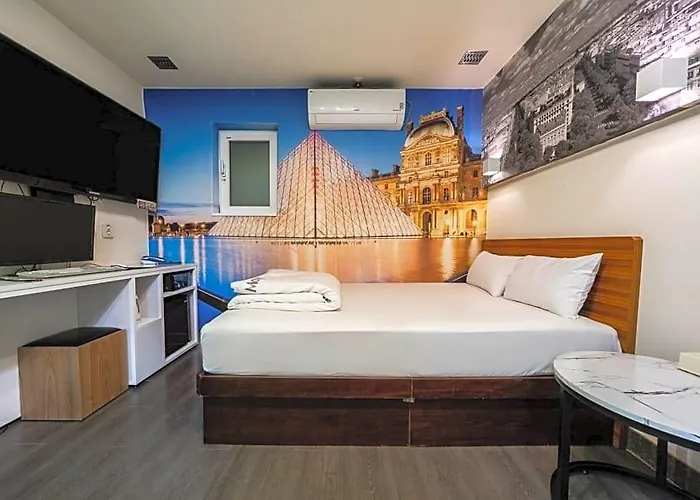 Motel Cozy 2*